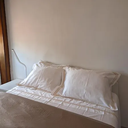 Free Wifi -Estrela Lapa- Tram 28 Apartment Lisbon Exterior photo