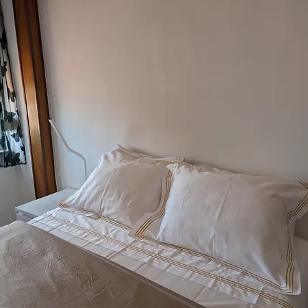 Free Wifi -Estrela Lapa- Tram 28 Apartment Lisbon Exterior photo